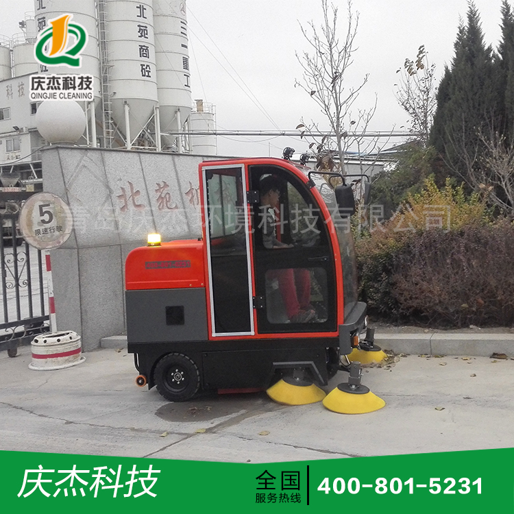 水泥企業(yè)可以使用什么樣的電動(dòng)掃地車(chē)？